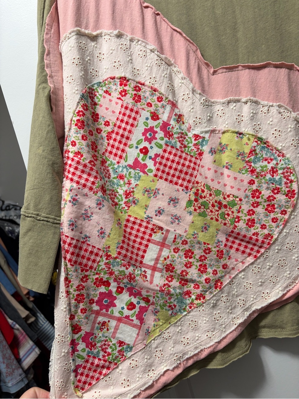 easel Olive Green Short Sleeve Top with Pink Patchwork Heart - Picture 2 of 4